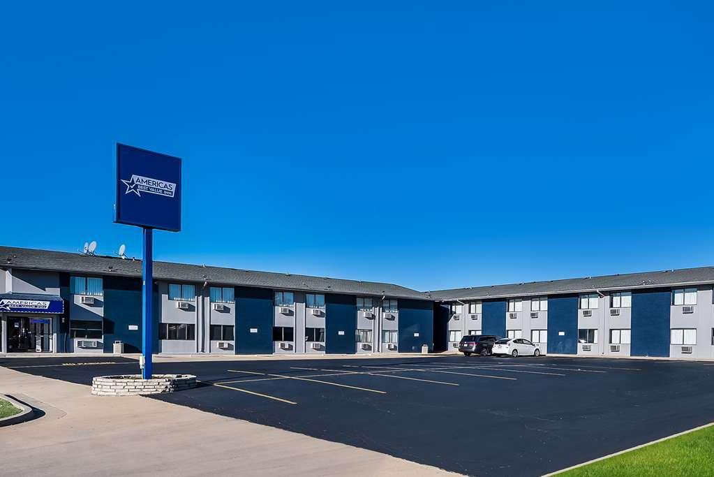 Americas Best Value Inn East Peoria Exteriör bild