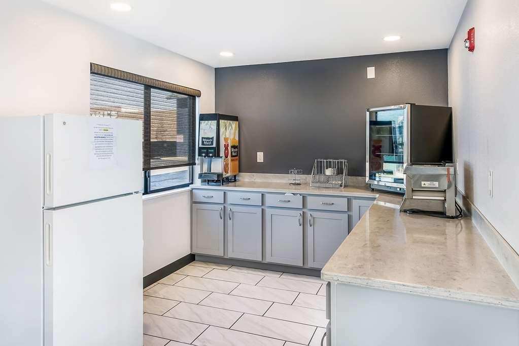 Americas Best Value Inn East Peoria Restaurang bild